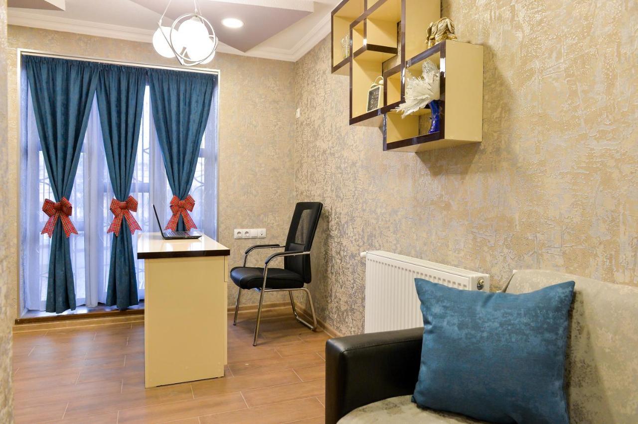 Hostel Look Kutaisi Ngoại thất bức ảnh