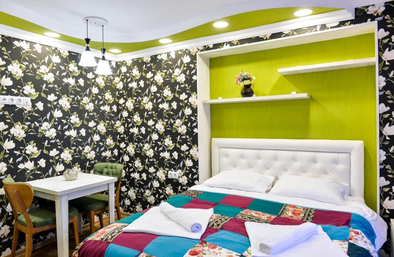 Hostel Look Kutaisi Ngoại thất bức ảnh